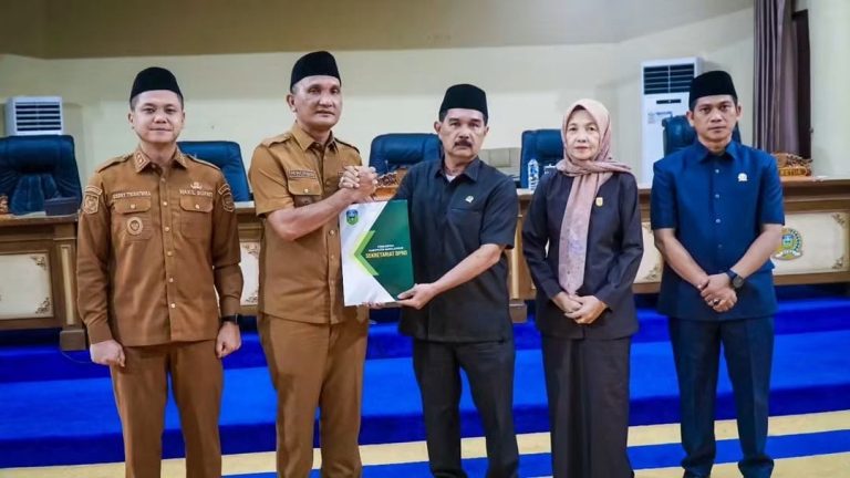 DPRD Sarolangun Gelar Dua Rapat Paripurna